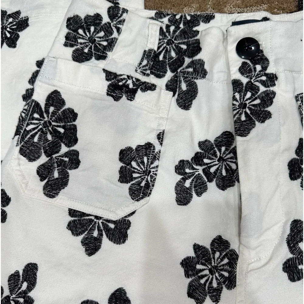 Maeve White Wide-Leg Floral Print Pants with Black Flowers - Picture 5 of 15